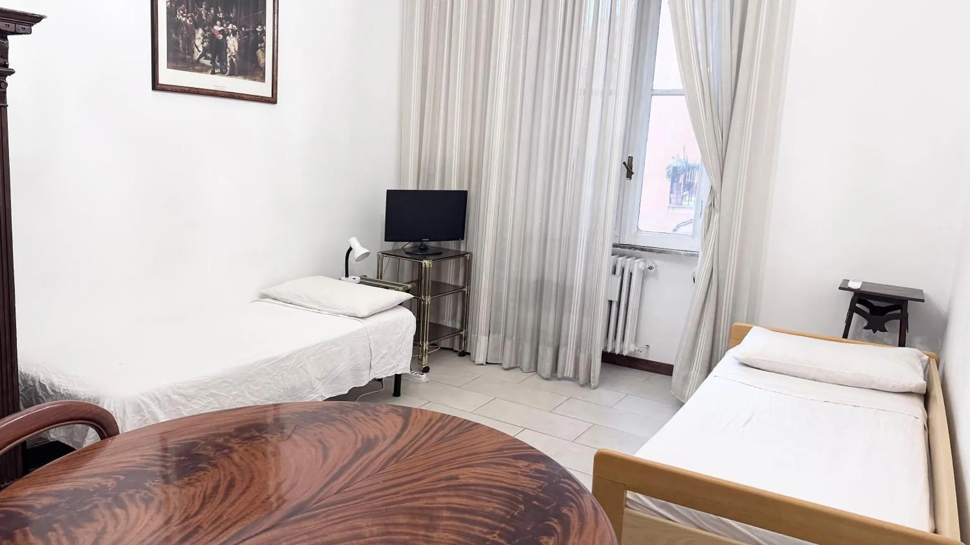 Martino Rooms Termini Rome 0*,
