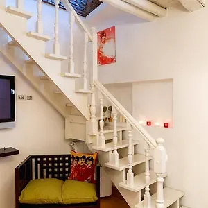  Holiday home Romanticasa Trastevere